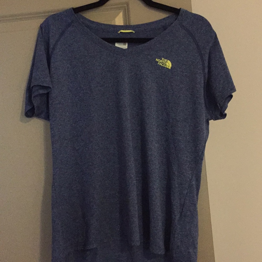 Moisture wick top